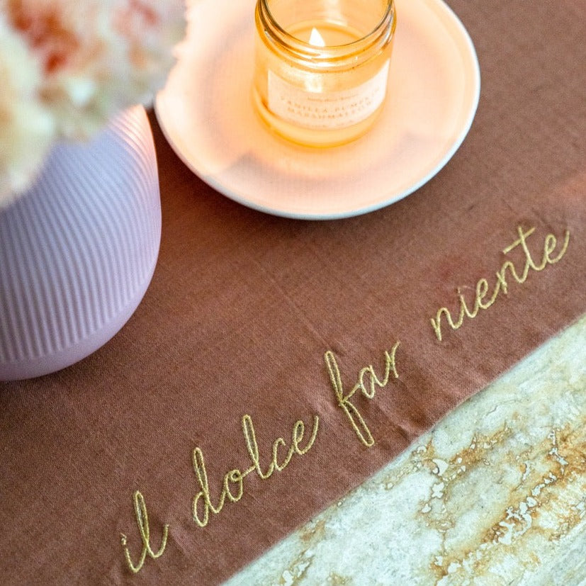 Table Runner: Il Dolce Far Niente